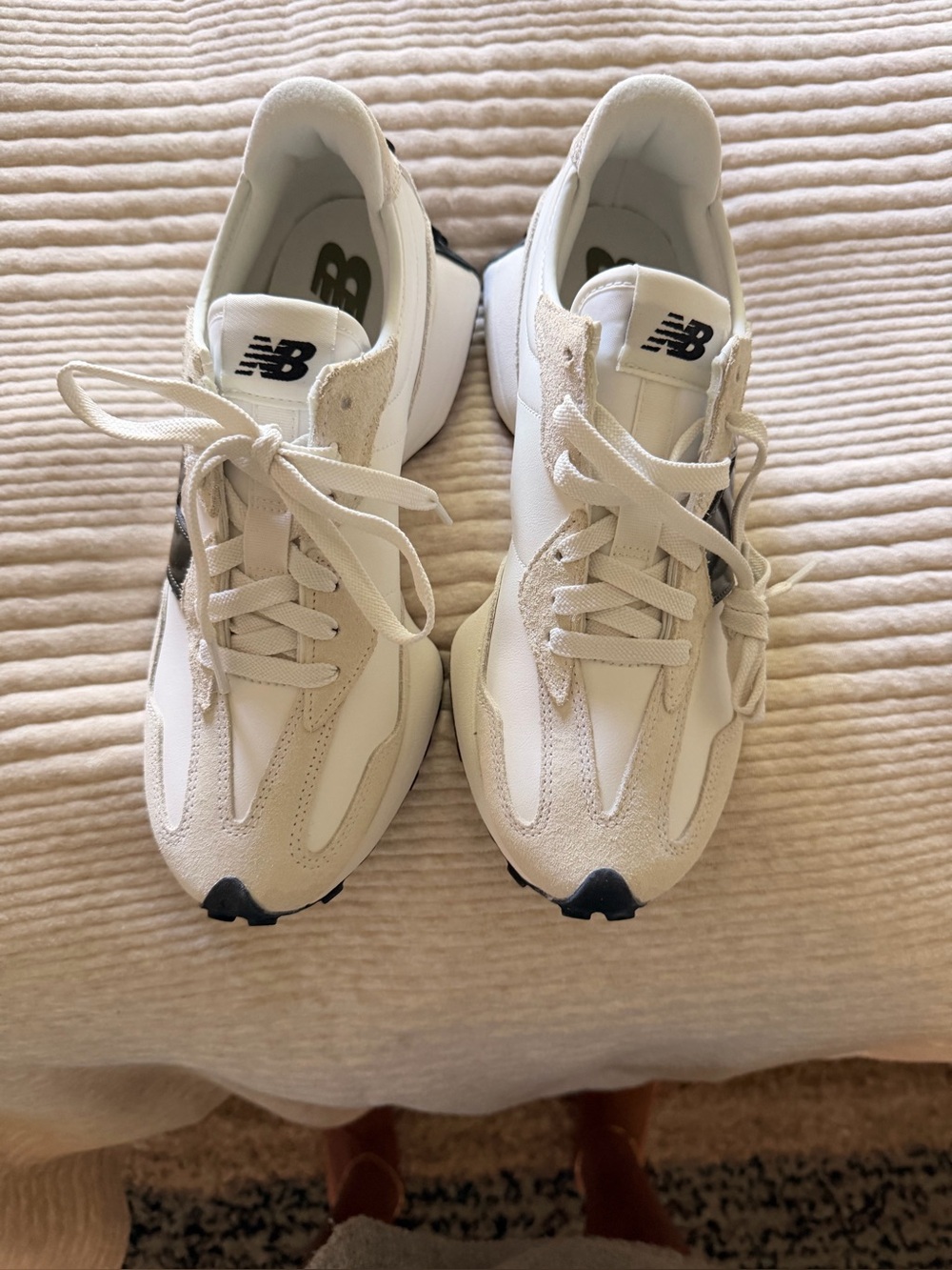 Women’s new balance brand new never worn! Size 9.5 the N is geeen